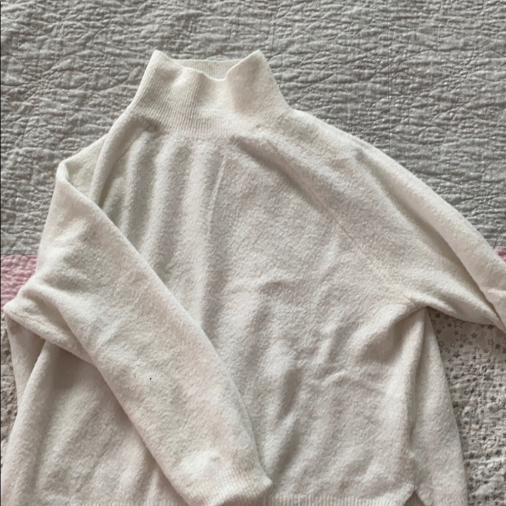 White turtle neck